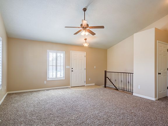 4th image of 2294 W 2150 N