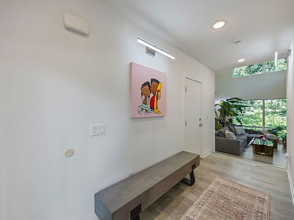4th image of 1617 32nd St