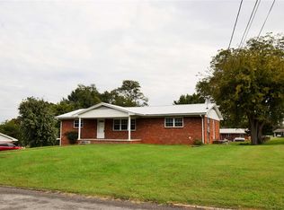 537 Spruce St, Morristown, TN 37813