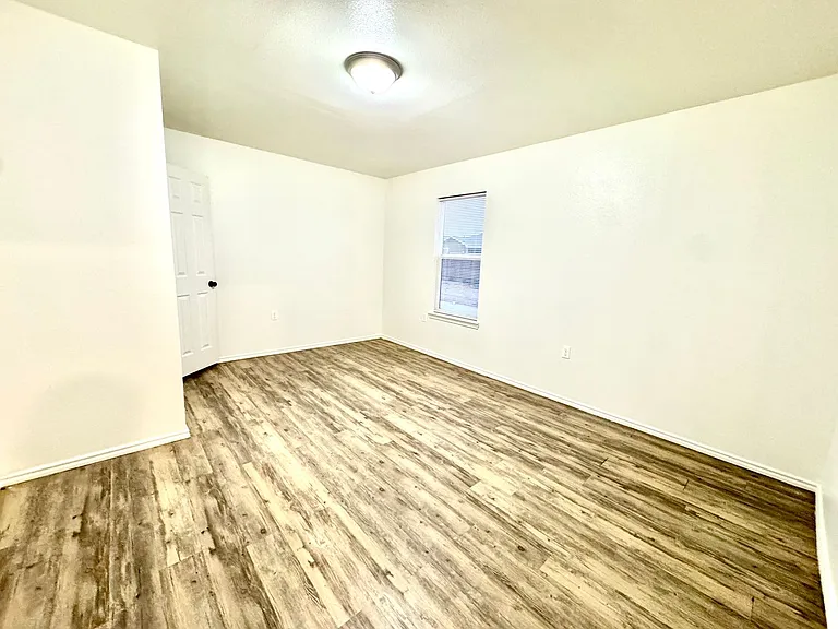 2117 E Broadway #1 — Photo 15