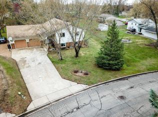 7208 113th Ave N, Champlin, MN 55316