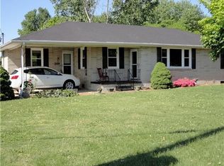 642 N Broadway, Portland, TN 37148