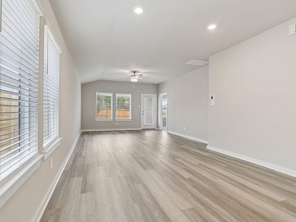 7th image of this home