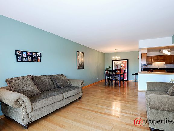 Living Room / Dining Room