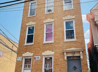 764 E 213th St APT 2, Bronx, NY