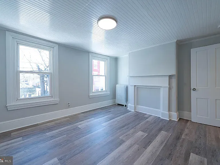545 Barbadoes St — Photo 11