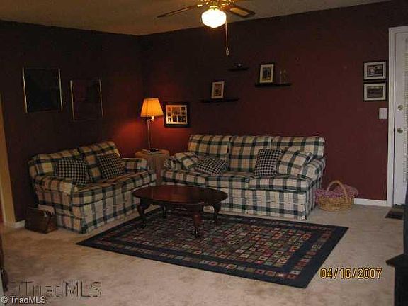 5th image of 725 Shelby Dr APT B