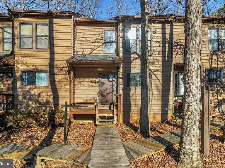 23348 Red Oak Ct — Photo 2