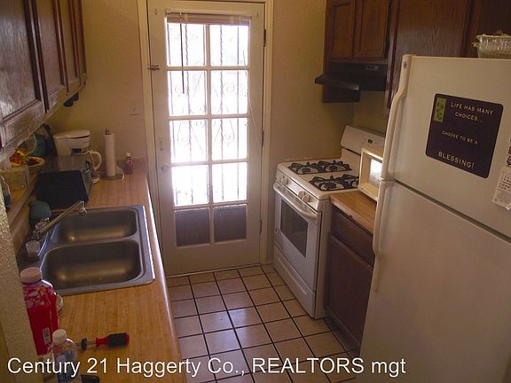 5th image of 633 Mary Stuart Dr