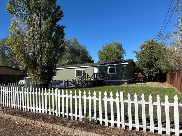 253 Jefferson Ave, Metolius, OR 97741