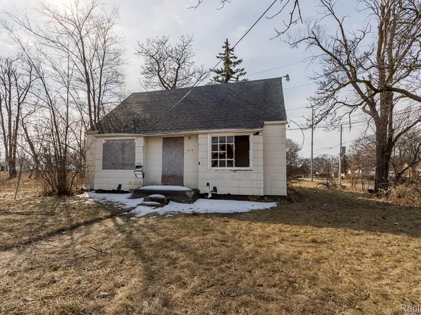 1013 W Pasadena Ave, Flint, MI 48504