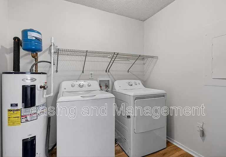 6248 Lucille Dr #15F — Photo 14