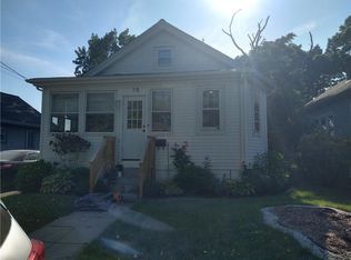 19 Etta St, Warwick, RI 02889