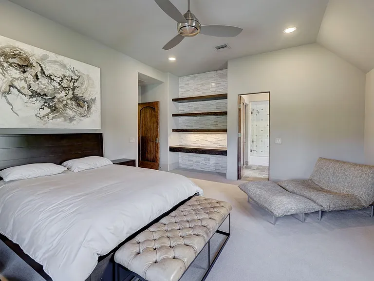 5610 Lynbrook Dr — Photo 35