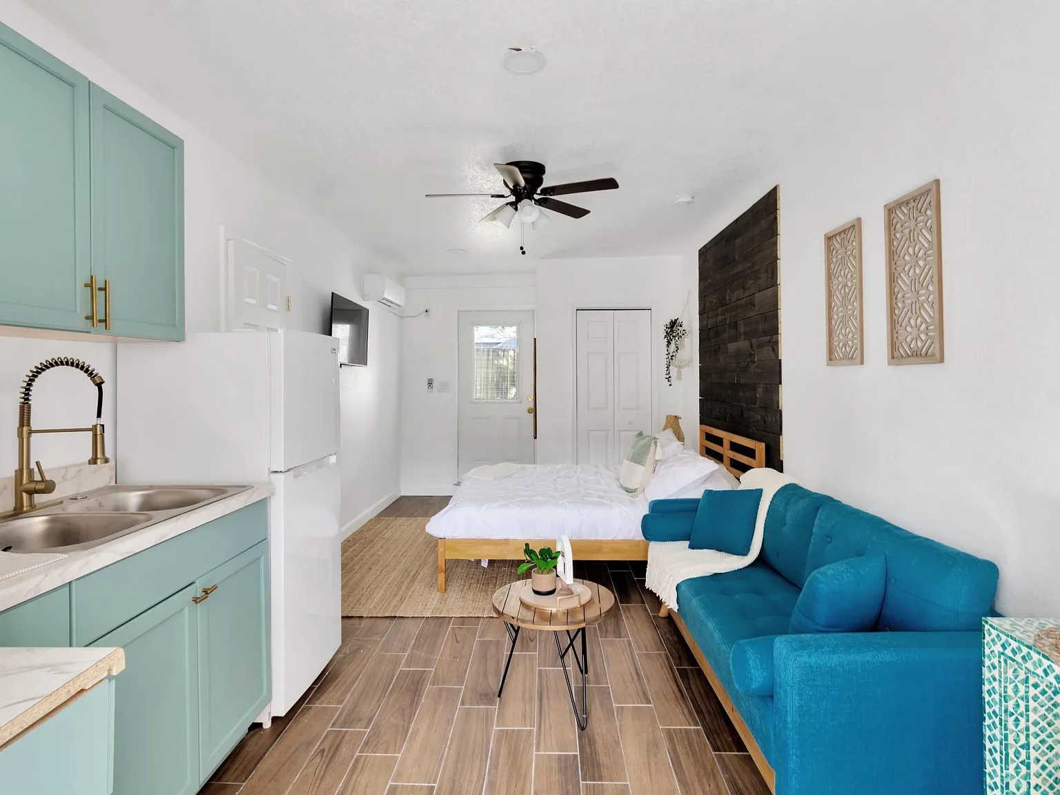 Studio, 470 sqft, $1,300 — Photo 4