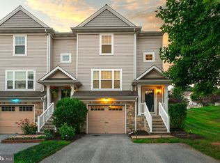 111 Red Maple Ln, Mountville, PA 17554