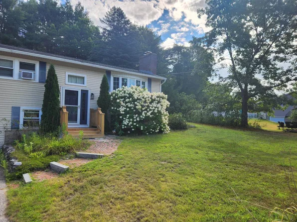 36 Pine Crest Drive, Goffstown, NH 03045
