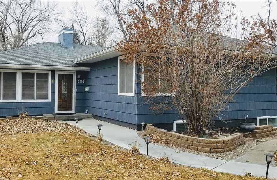1st image of 906 Grace Ave
