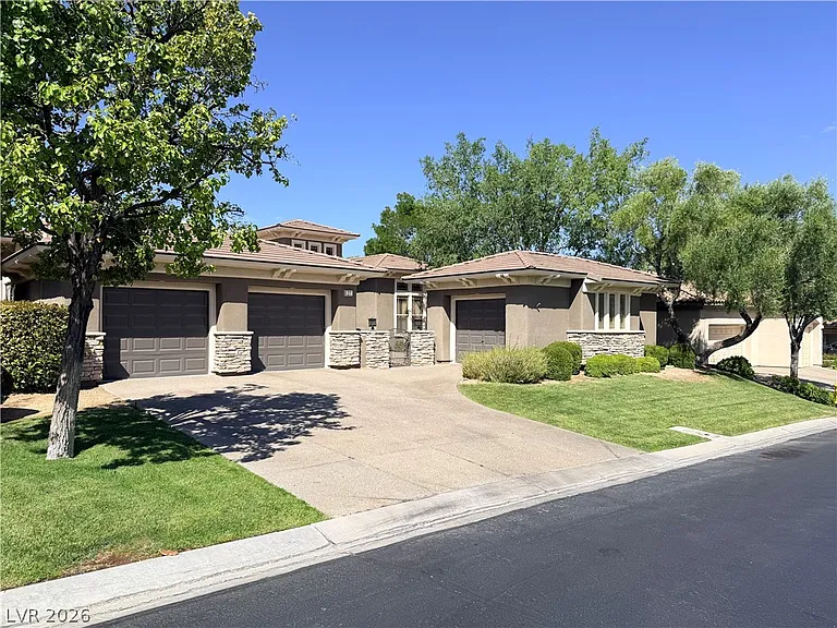 27 Plum Hollow Dr — Photo 2