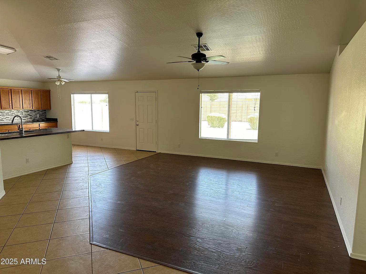 3 bed, 2.0 bath, 1498 sqft, $1,995 — Photo 4