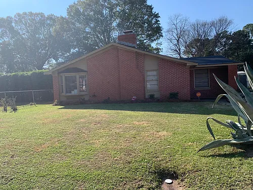 4064 Berwick Dr Photo 1