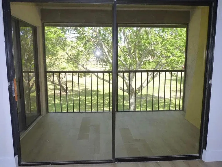 3130 Millwood Ter #2120 — Photo 10