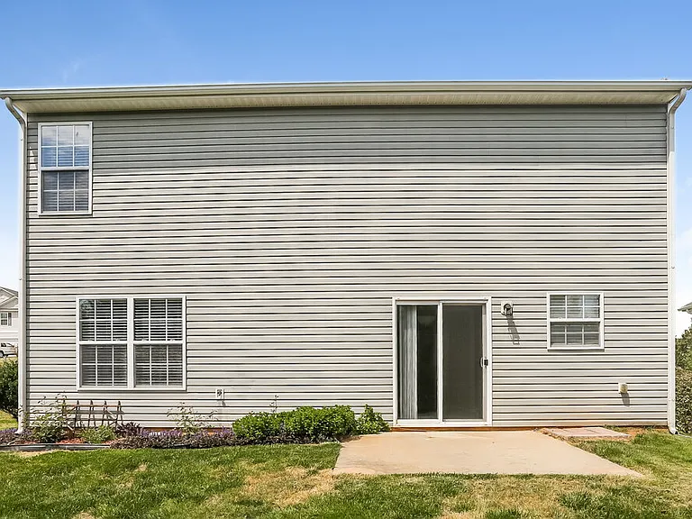 716 Overlook Rd — Photo 17