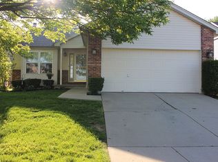 5171 Mallet Club Dr, Dayton, OH 45439