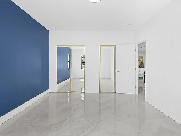 1100 Buchanan St — Photo 27
