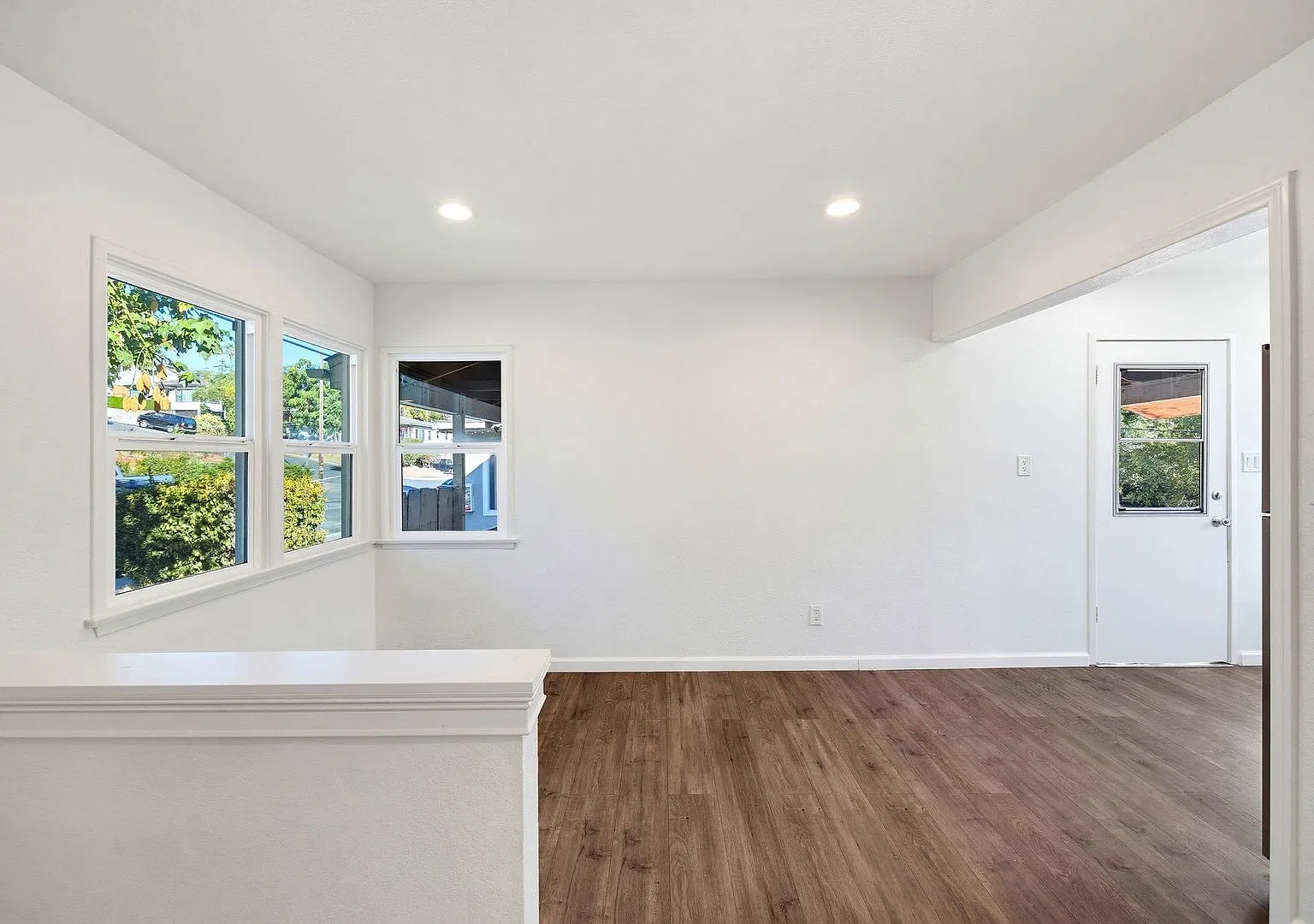 406-26 S Grape St, Escondido, CA 92025 — Photo 3