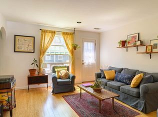 9 Walnut St #A, Northampton, MA 01060