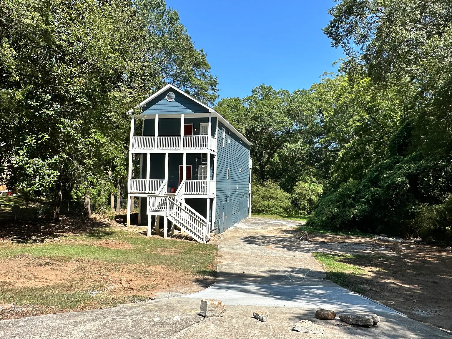 537 Cedar Ave NW — Photo 1