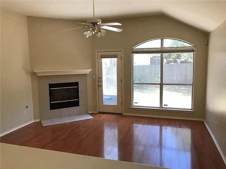 10309 Broomflower Dr — Photo 8