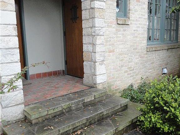 2nd image of 311 Moore Blvd #B