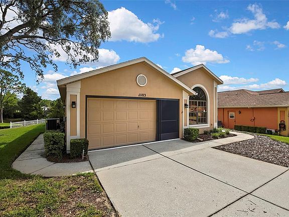 3rd image of 11103 Cherrywood Ct