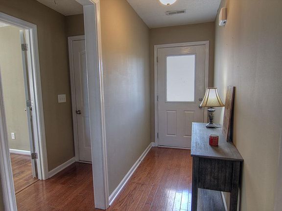 2nd image of 464 Stones River Ln