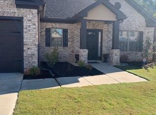 3181 Alhambra Cir, Hampton, GA 30228