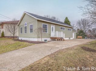 173 Highland Dr NE, Rockford, MI
