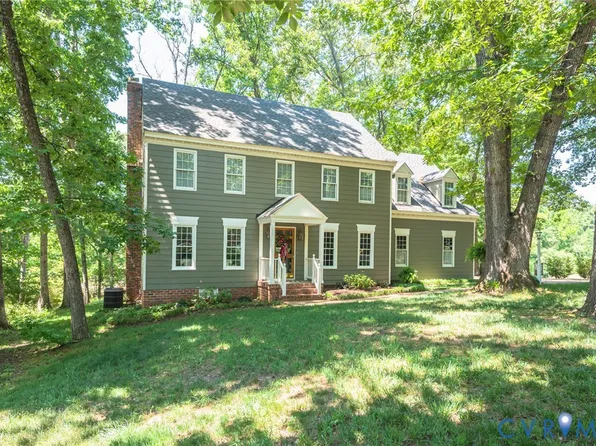 7842 Lakeforest Dr, North Chesterfield, VA 23235