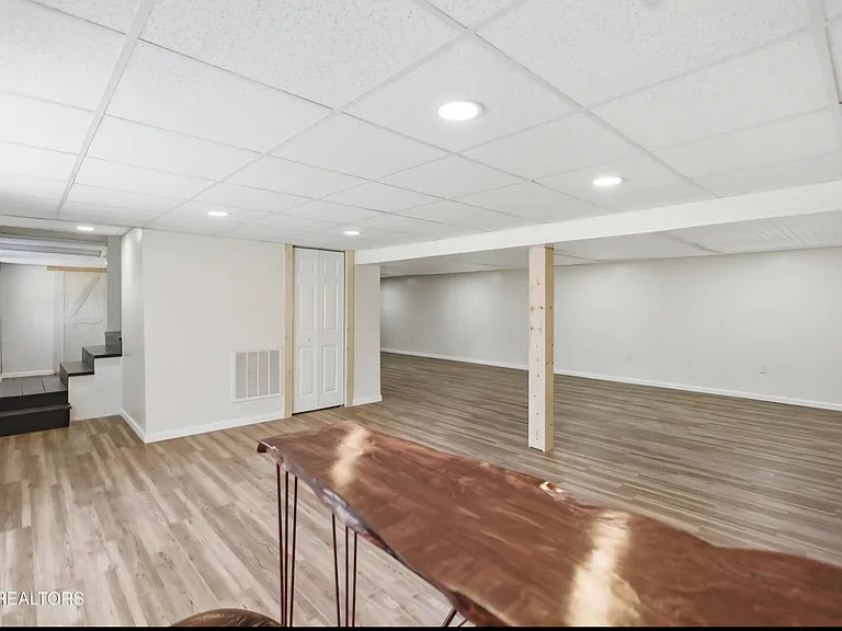 37 Windy Acres Dr — Photo 15