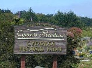 323-343 Cypress Ave, Moss Beach, CA 94038