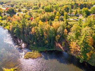 229 Shoreline Dr, Negaunee, MI 49866