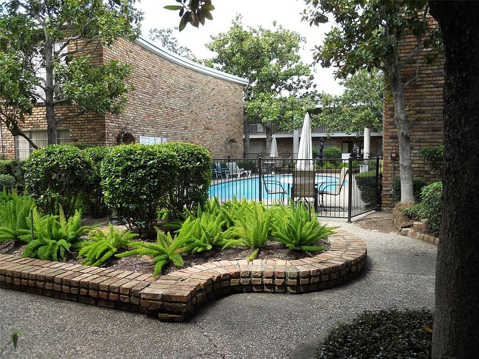 1st image of 2121 Fountain View Dr APT 78E