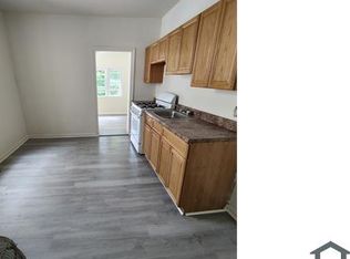 207 N Front St, Darby, PA 19023