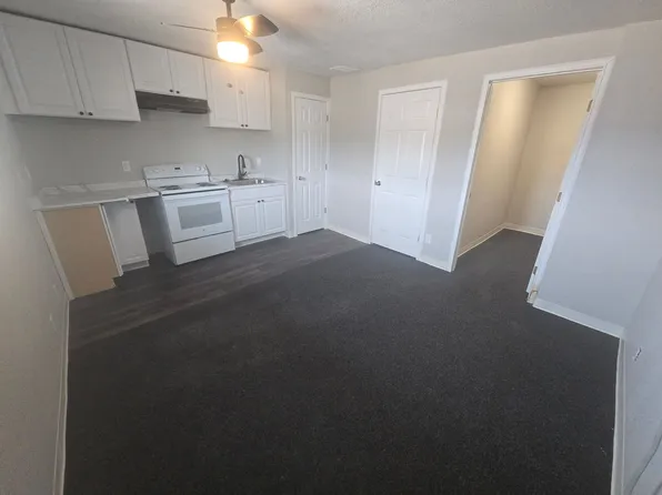 400 Santa Fe Dr #13, Pueblo, CO 81006