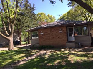 372 74th Ave NE, Fridley, MN 55432