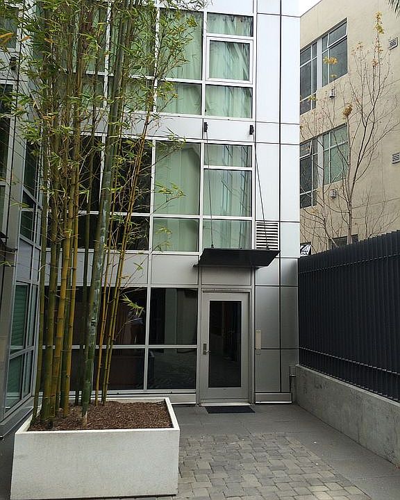 1st image of 200 Brannan St APT 101