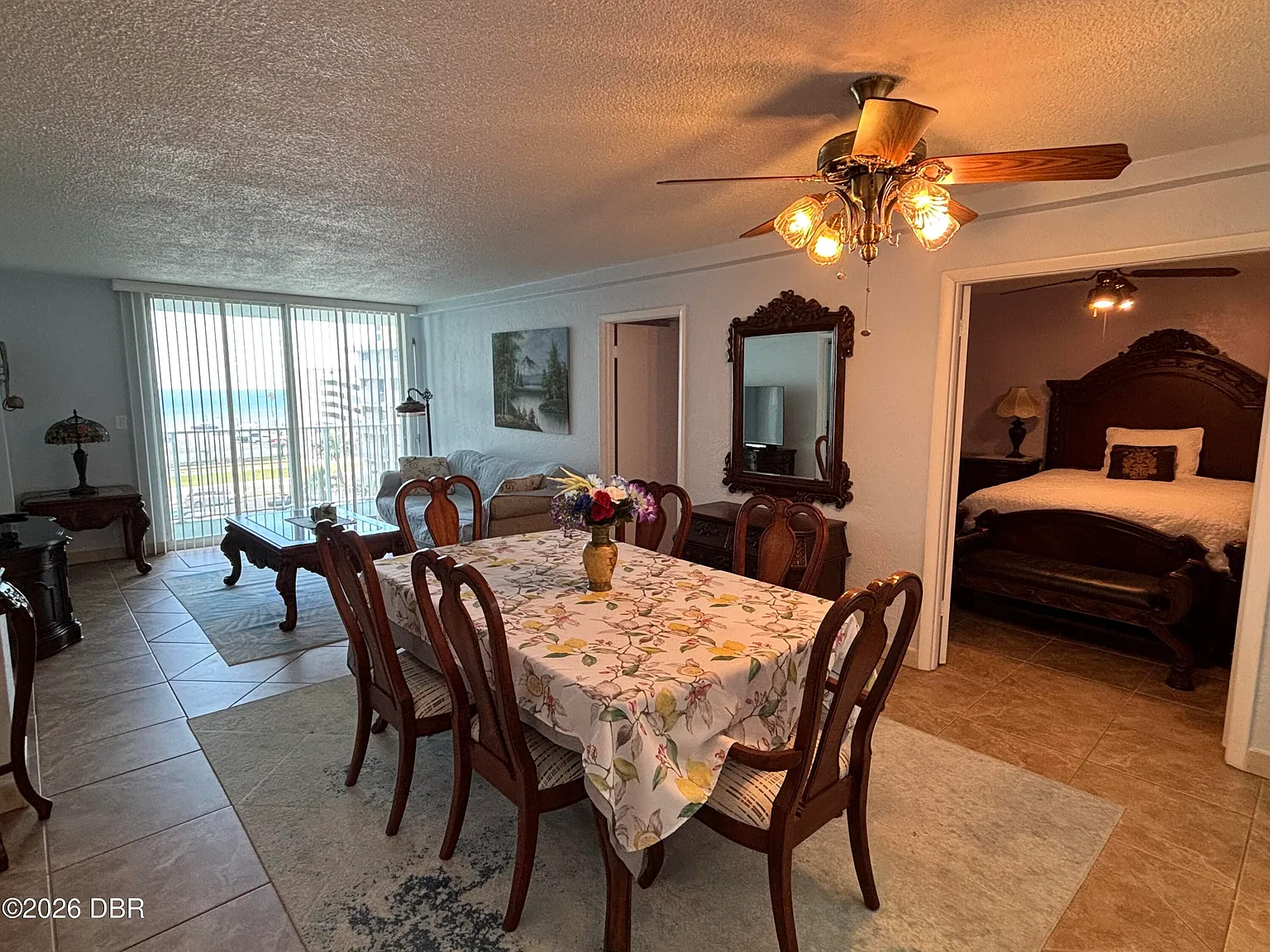 3 bed, 2.0 bath, 1263 sqft, $2,500 — Photo 4