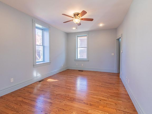 4th image of 2111 Menard St