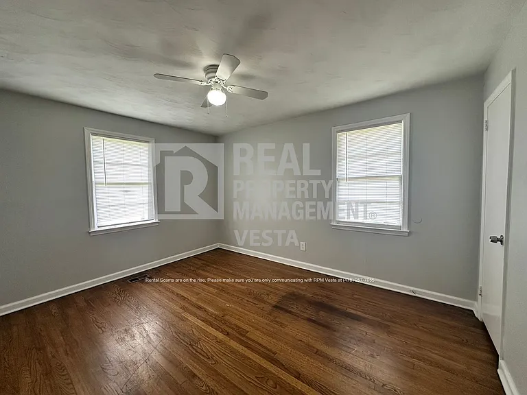 3257 Ohara Dr S — Photo 10